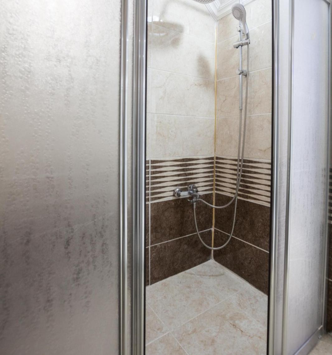 Апартаменти 5 Kisilik Huzurlu Stuedyo Daire Стамбул Екстер'єр фото